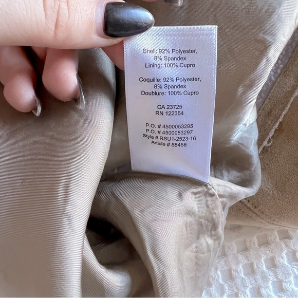 Aritzia - Babaton - Rolando Faux Suede Top - Tan - Picture 6 of 11